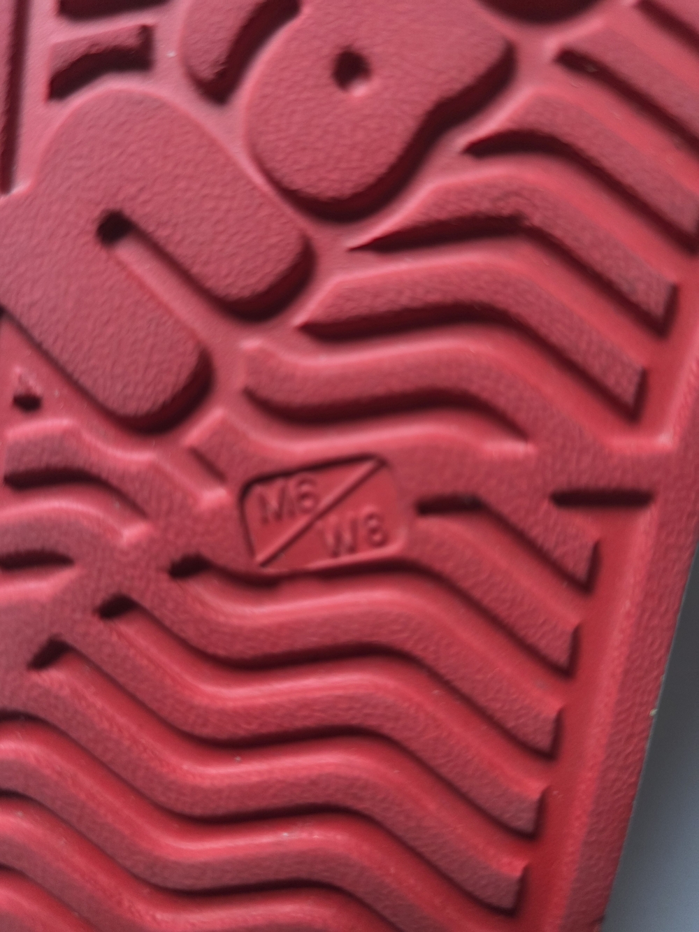 Native Red Mules with Beige Toe Cap - Picture 3 of 3